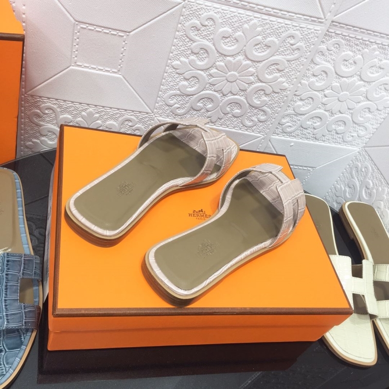 Hermes Slippers